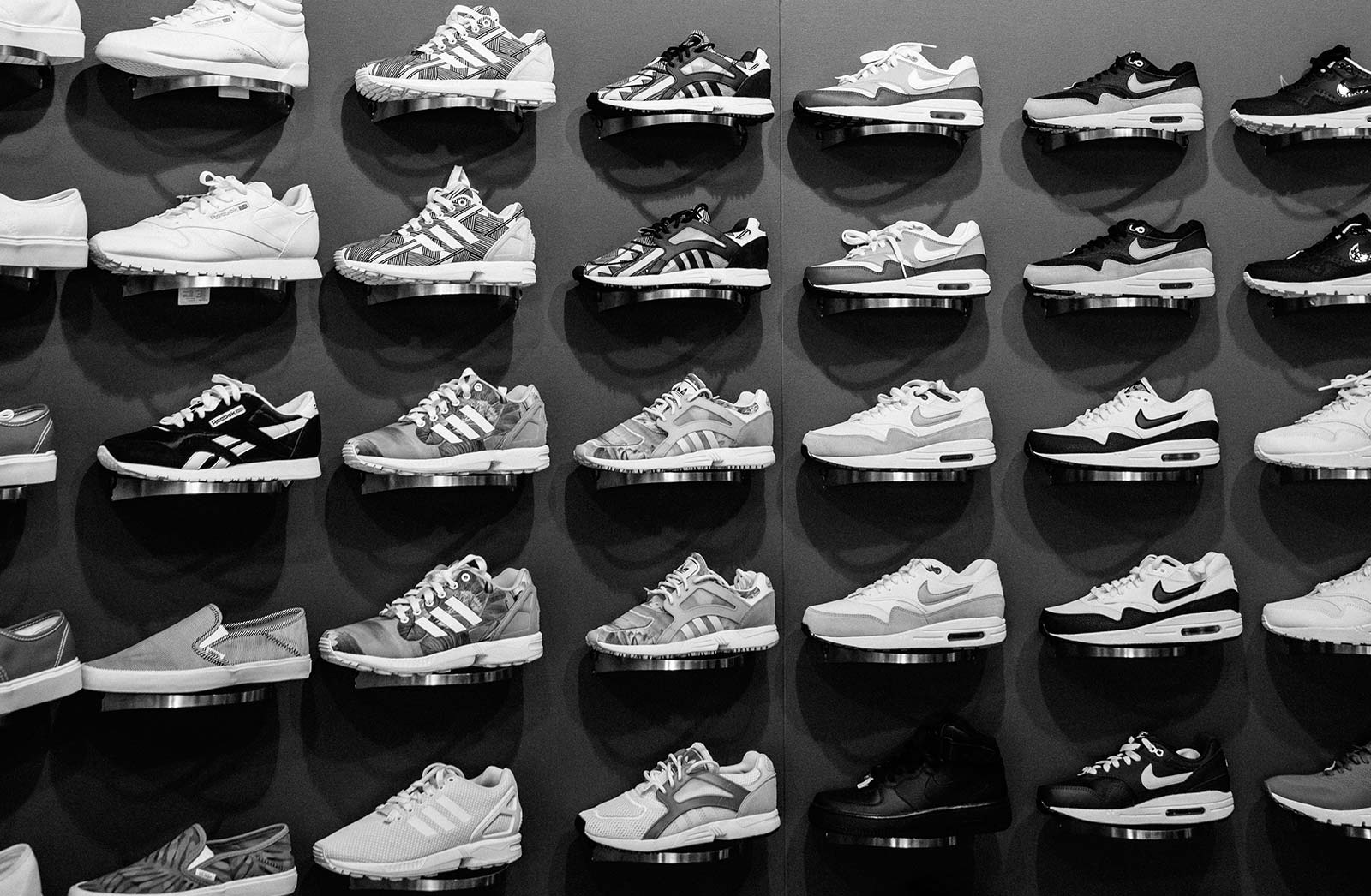 Ultimate shoe shopping guide best picks for style, comfort & value.